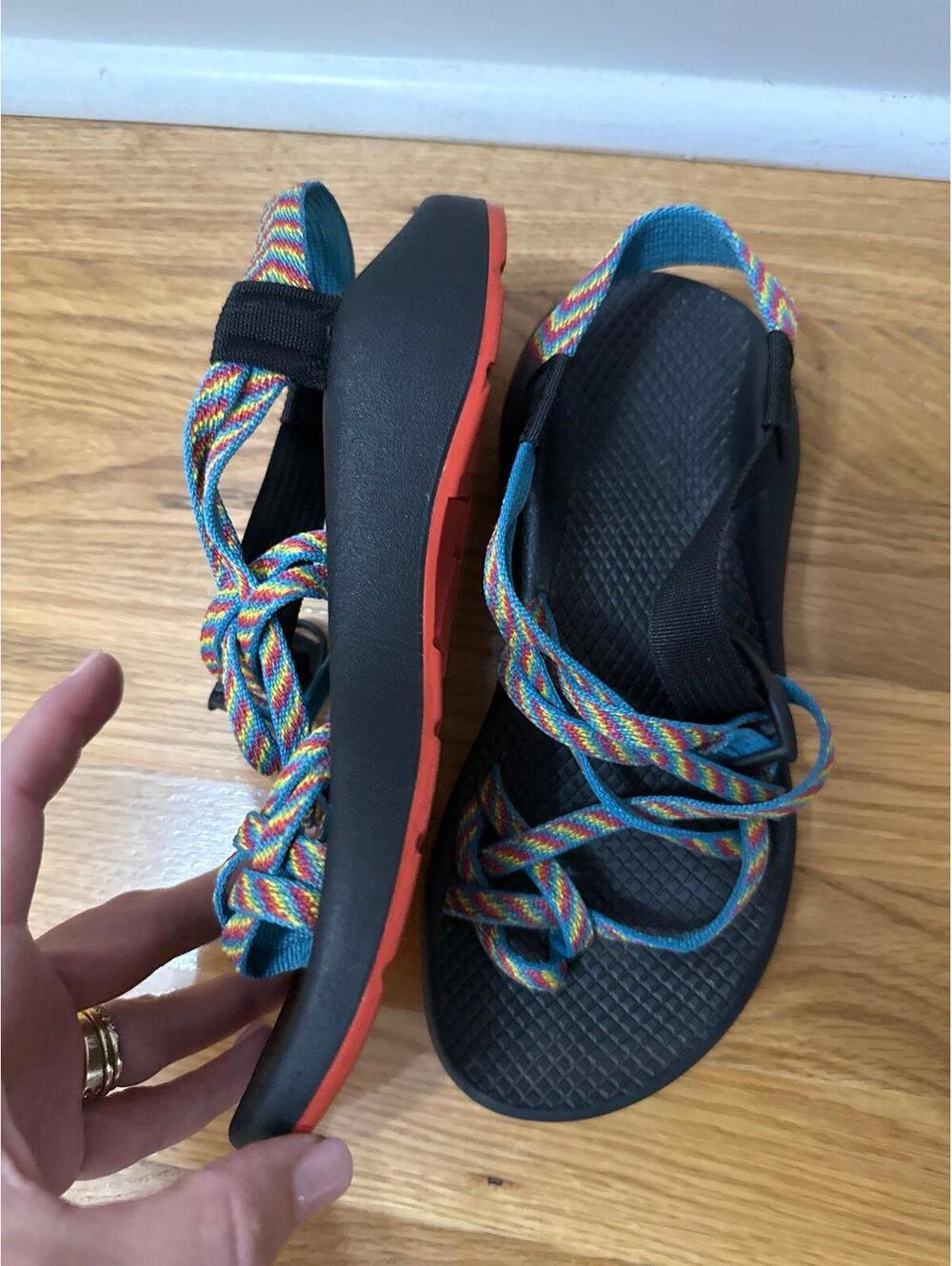 Chaco Women’s Multicolor Strap Sandals Size 6 - Picture 3 of 5
